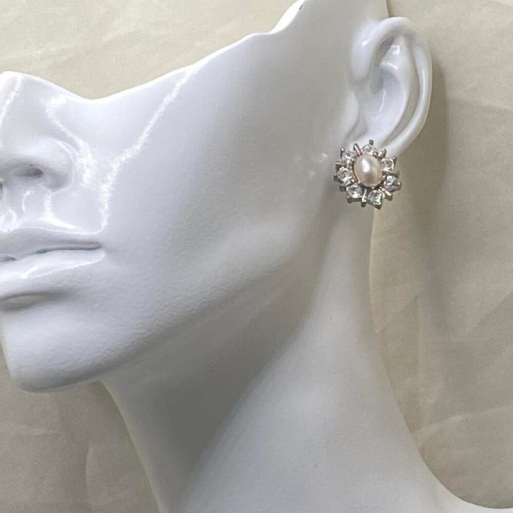 Vintage New York & Company NWT Faux Pearl Crystal Rhinestone Halo Earrings NOS